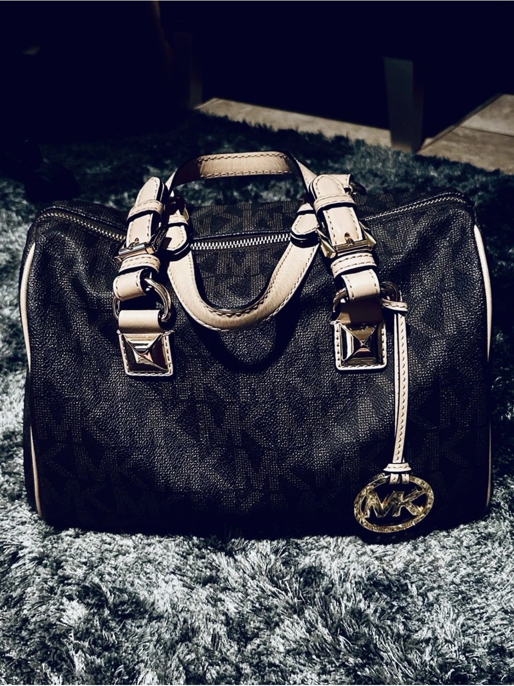 Michael Kors Women's Brown Monogram Leather Handbag - Picture 3 of 6